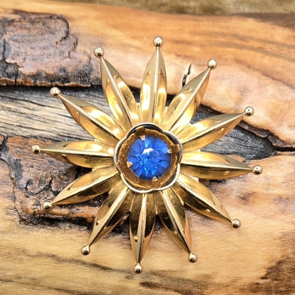 Zeus Vintage Brooch Atomic Starburst Gold Tone Blue Center Stone 2" Diameter